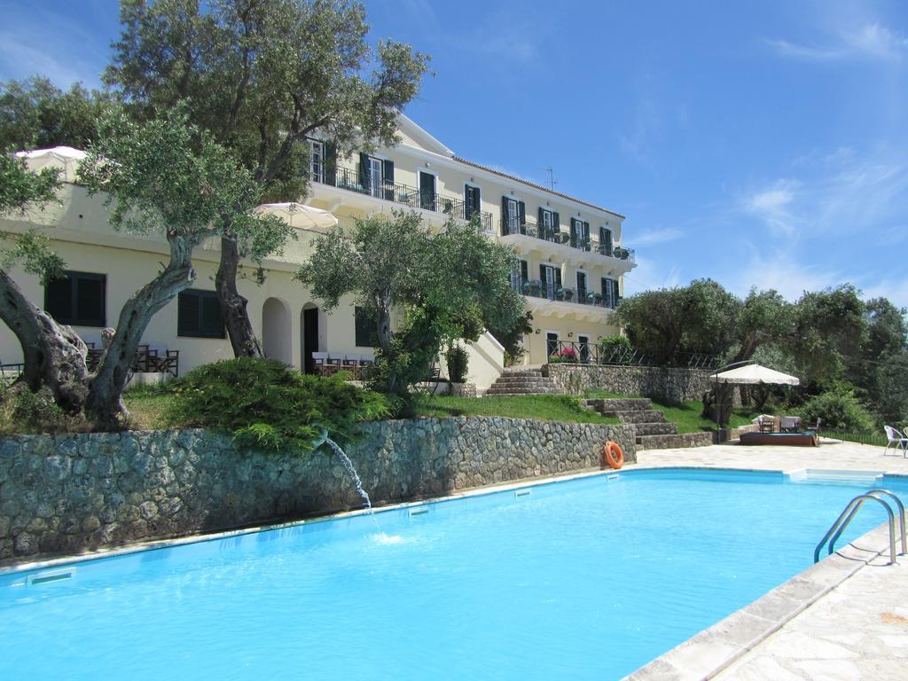 Levant Hotel Пелекас Екстериор снимка